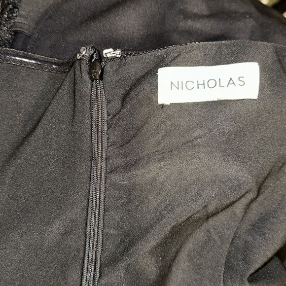 Tena Deep V Sweetheart Strapless Gown in Black - Picture 9 of 11